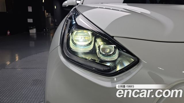 Kia Niro 2022 — photo 8