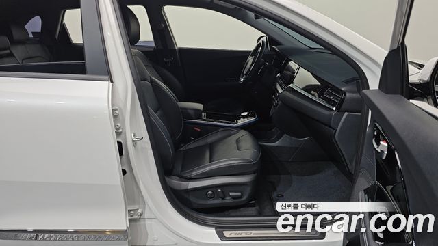 Kia Niro 2022 — photo 16