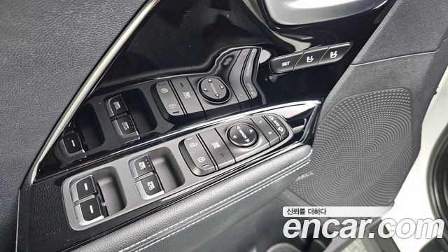 Kia Niro 2022 — photo 29