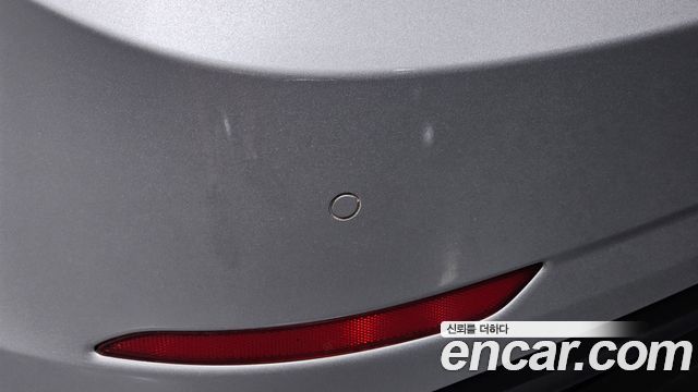 Hyundai AVANTE 2015 — photo 29