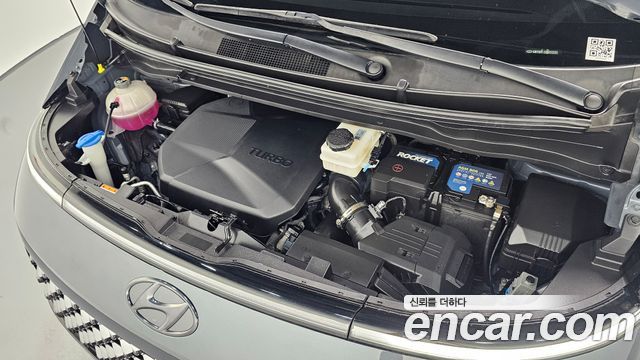 Hyundai Staria 2022 — photo 6