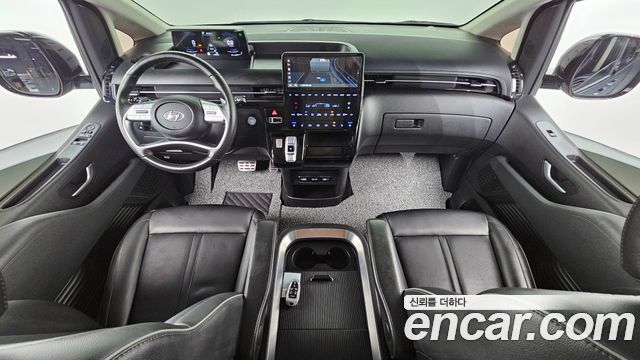 Hyundai Staria 2022 — photo 7