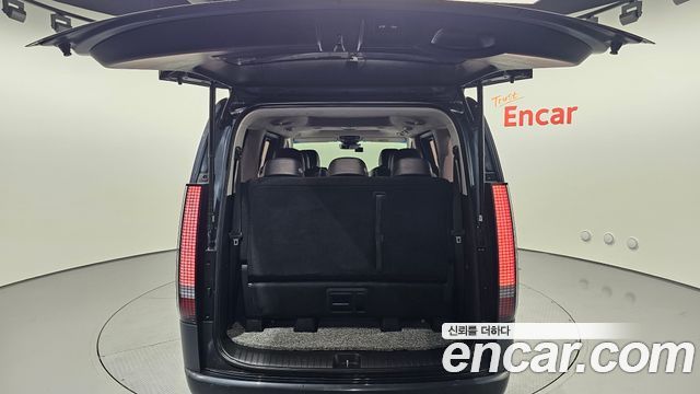 Hyundai Staria 2022 — photo 18