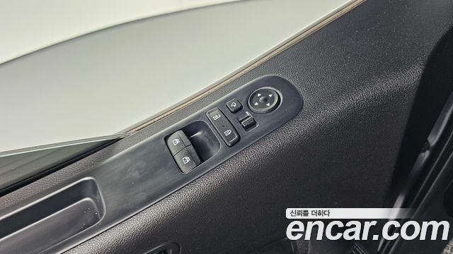 Hyundai Staria 2022 — photo 19