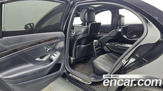 Mercedes-Benz S-Class 2015 — photo 18
