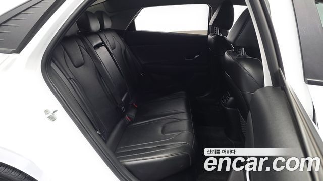 Hyundai AVANTE 2023 — photo 11