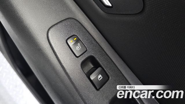 Hyundai AVANTE 2023 — photo 19