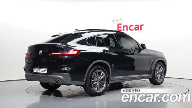 BMW X4 2021 — photo 2