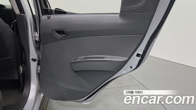 Chevrolet Korea Spark 2012 — photo 15