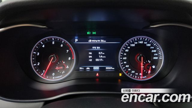 Genesis G70 2019 — photo 11