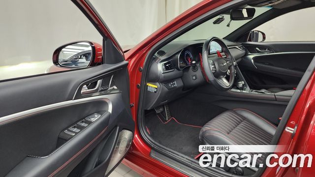 Genesis G70 2019 — photo 13