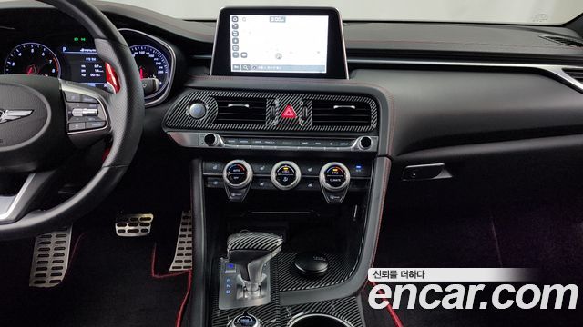 Genesis G70 2019 — photo 20