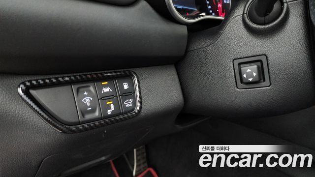 Genesis G70 2019 — photo 22