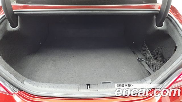 Genesis G70 2019 — photo 26