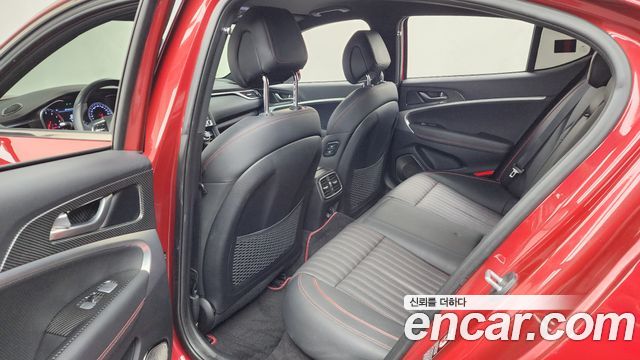Genesis G70 2019 — photo 16