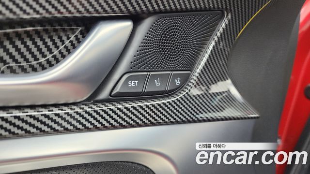 Genesis G70 2019 — photo 30