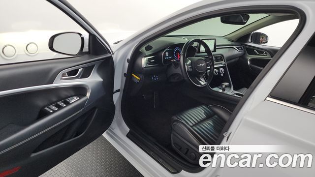 Genesis G70 2019 — photo 13