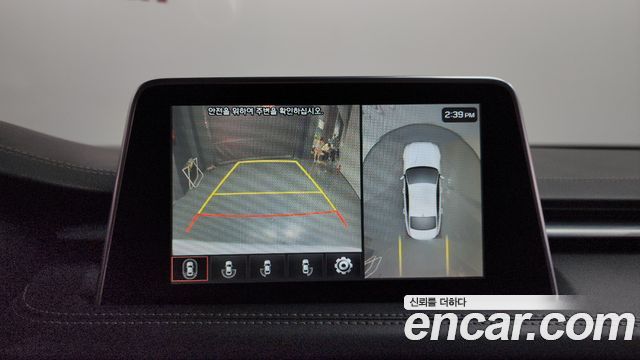 Genesis G70 2019 — photo 20