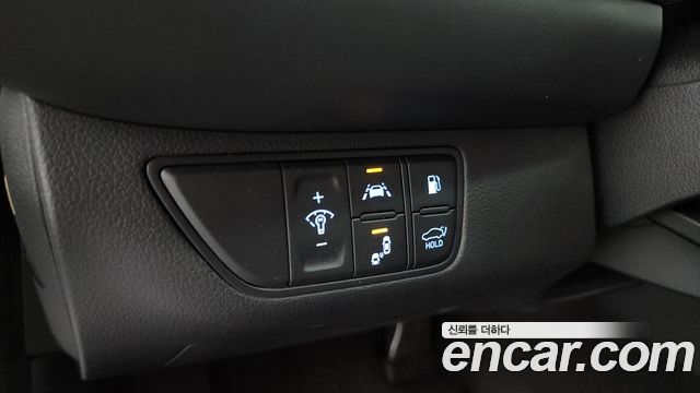 Genesis G70 2019 — photo 29