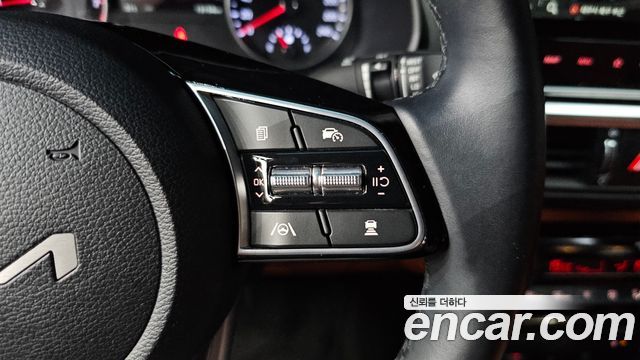 Kia K3 2022 — photo 15