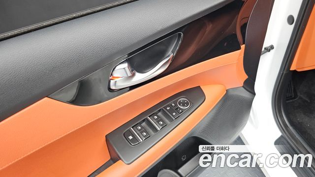 Kia K3 2022 — photo 16