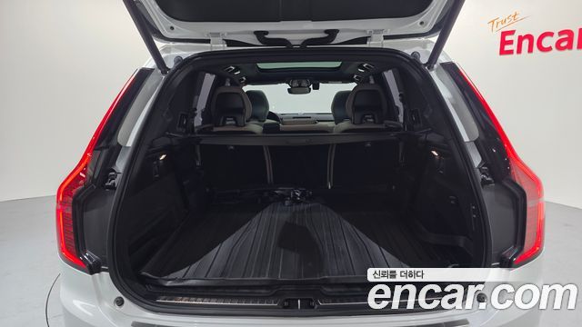Volvo XC90 2026 — photo 25