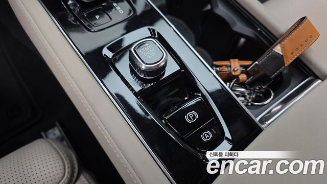 Volvo XC90 2026 — photo 26