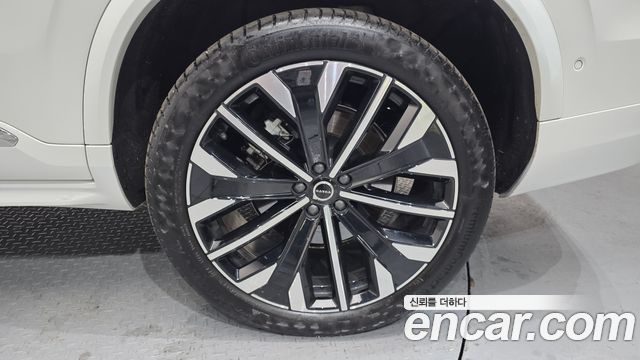 Volvo XC90 2026 — photo 7