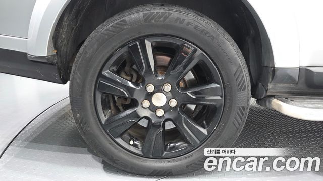 Land Rover Discovery 2014 — photo 5