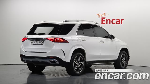 Mercedes-Benz GLE-Class 2019 — photo 2