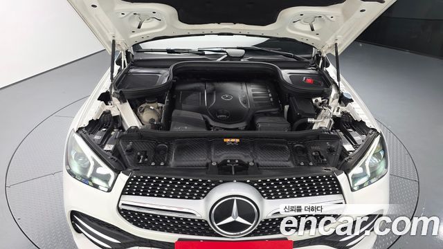 Mercedes-Benz GLE-Class 2019 — photo 6