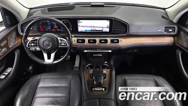 Mercedes-Benz GLE-Class 2019 — photo 10
