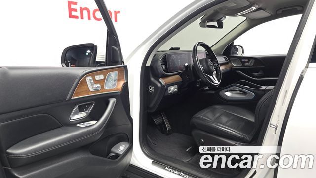 Mercedes-Benz GLE-Class 2019 — photo 13