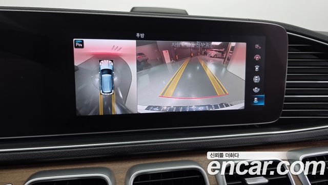 Mercedes-Benz GLE-Class 2019 — photo 22