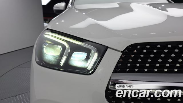 Mercedes-Benz GLE-Class 2019 — photo 8