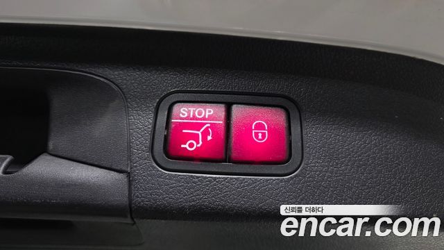 Mercedes-Benz GLE-Class 2019 — photo 27