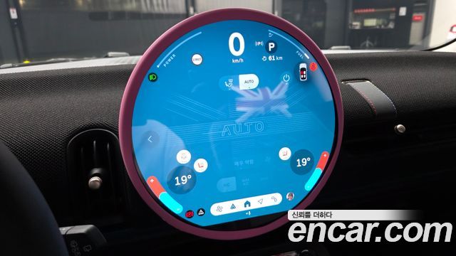Mini Cooper 2025 — photo 24
