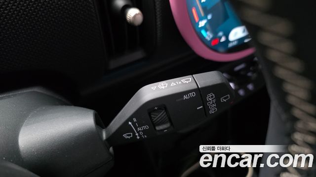 Mini Cooper 2025 — photo 26