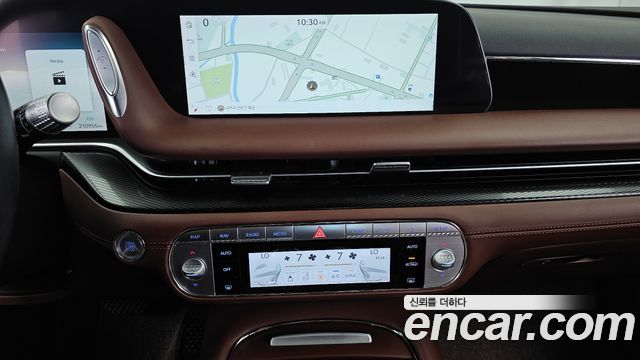 Genesis G90 2022 — photo 14