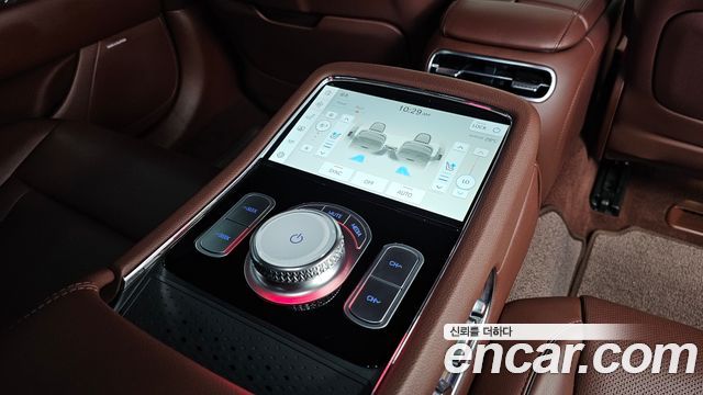 Genesis G90 2022 — photo 19