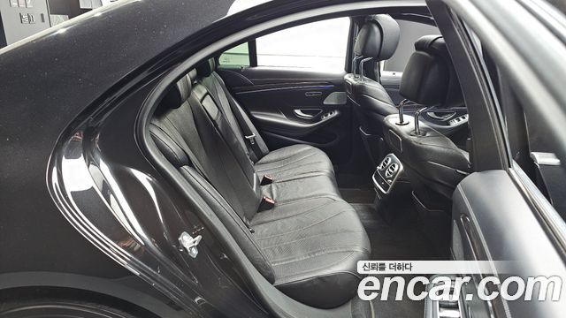Mercedes-Benz S-Class 2019 — photo 11