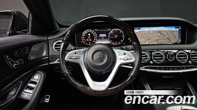 Mercedes-Benz S-Class 2019 — photo 13