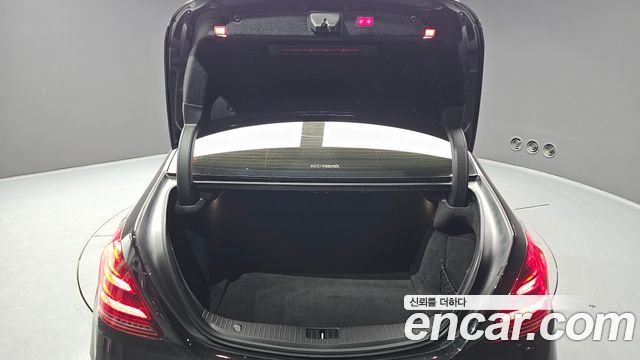 Mercedes-Benz S-Class 2019 — photo 20