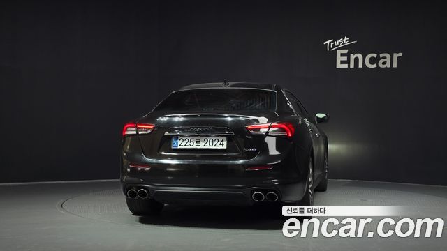 Maserati Ghibli 2018 — photo 4