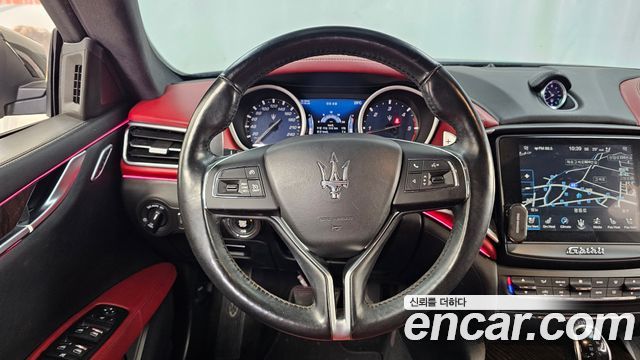 Maserati Ghibli 2018 — photo 19