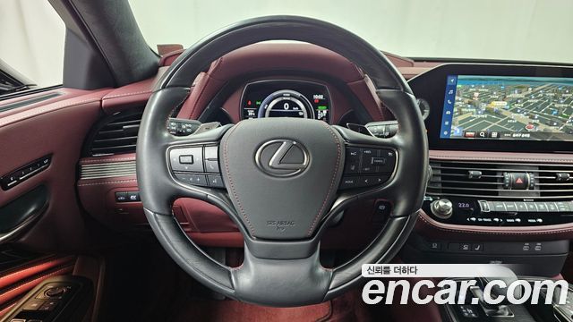 Lexus LS 2023 — photo 19