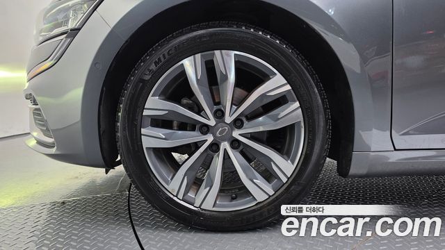 Renault Korea SM6 2021 — photo 5