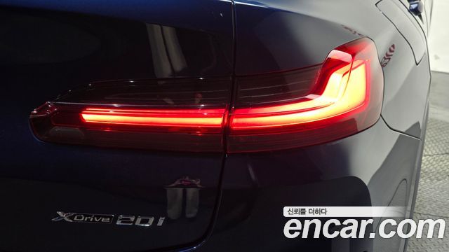 BMW X4 2023 — photo 9