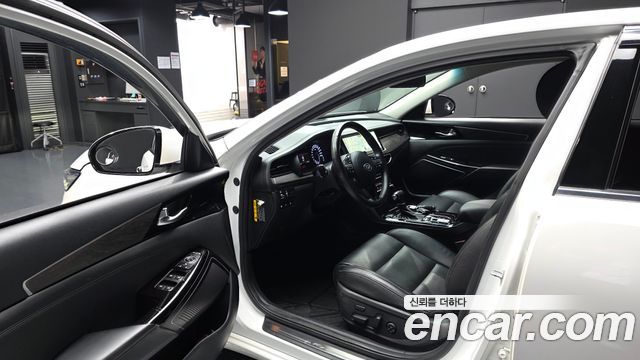 Kia K7 2020 — photo 13