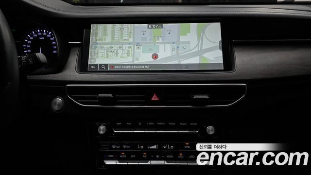 Kia K7 2020 — photo 20